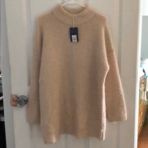 Universal Threads Tunic Sweater - NWT